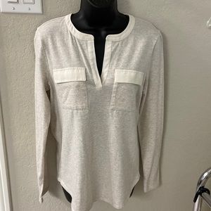 Loft Med Split V Pocket LS Tee